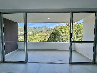 Apartamento de 3 alcobas en venta en San José, Sabaneta, 87 m² · foto 2 de 20