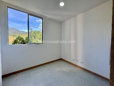 Apartamento de 3 alcobas en venta en San José, Sabaneta, 87 m² · foto 8 de 20