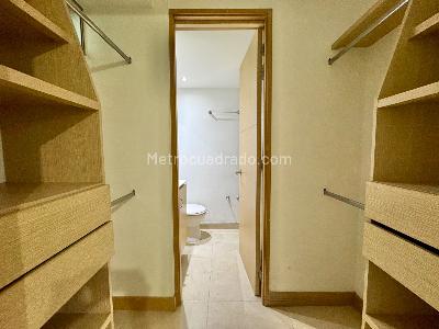 Apartamento en venta en Prados De Sabaneta, Sabaneta · foto 13 de 16