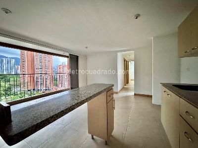 Apartamento en venta en Prados De Sabaneta, Sabaneta · foto 2 de 16