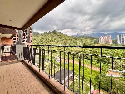Apartamento en venta en Prados De Sabaneta, Sabaneta · foto 4 de 16