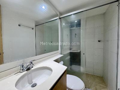 Apartamento en venta en Prados De Sabaneta, Sabaneta · foto 9 de 16