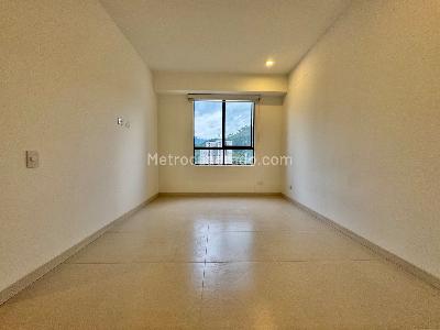 Apartamento en venta en Prados De Sabaneta, Sabaneta · foto 13 de 20