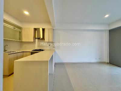 Apartamento en venta en Prados De Sabaneta, Sabaneta · foto 5 de 20
