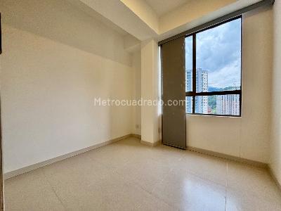 Apartamento en venta en Prados De Sabaneta, Sabaneta · foto 7 de 20