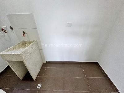 Apartamento en venta en Prados De Sabaneta, Sabaneta · foto 17 de 17