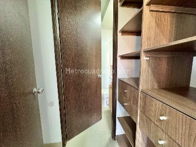 Apartamento de 3 alcobas en venta en Aves María, Sabaneta, 83 m² · foto 10 de 16