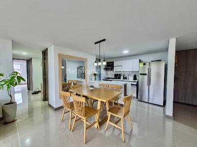 Apartamento en venta en Aves María, Sabaneta · foto 4 de 19