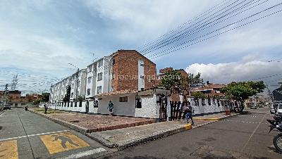 Apartamento de 2 alcobas en venta en North Point Barrancas, Bogotá, 61 m² · foto 1 de 20