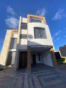 Casa de 3 alcobas en venta en San Viator, Tunja, 220 m² · foto 19 de 19