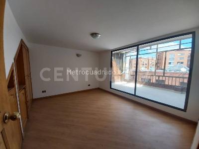 Apartamento de 3 alcobas en venta en Pontevedra, Bogotá, 108 m² · foto 8 de 18