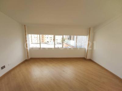 Apartamento de 3 alcobas en venta en Pontevedra, Bogotá, 108 m² · foto 13 de 18