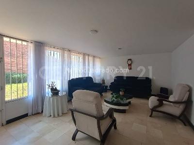Casa en venta en Niza, Bogotá · foto 2 de 20
