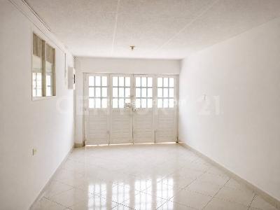 Casa en venta en Alamos, Bogotá · foto 3 de 20