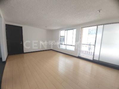 Apartamento de 3 alcobas en arriendo en La Campiña, Bogotá, 80 m² · foto 2 de 20