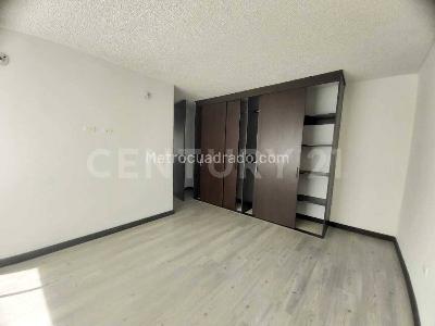 Apartamento de 3 alcobas en arriendo en La Campiña, Bogotá, 80 m² · foto 9 de 20