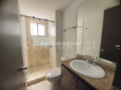 Apartamento de 3 alcobas en arriendo en La Campiña, Bogotá, 80 m² · foto 10 de 20