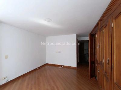 Apartamento de 3 alcobas en venta en Palermo, Manizales, 118 m² · foto 8 de 19