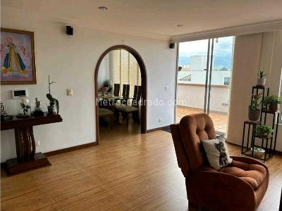 Apartamento de 3 alcobas en venta en La Arboleda, Manizales, 114 m² · foto 5 de 20