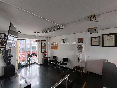 Casa en arriendo en Avenida Santander, Manizales · foto 9 de 17
