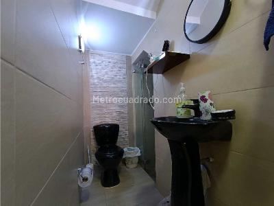 Casa de 5 alcobas en venta en Prado Medio, Manizales, 120 m² · foto 10 de 20