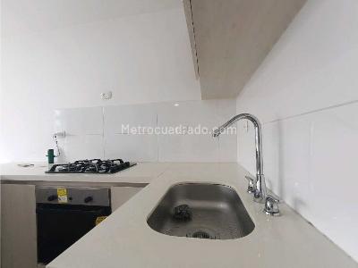 Apartamento en venta en Avenida Kevin Angel, Manizales · foto 3 de 20
