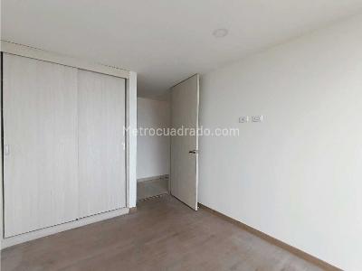 Apartamento de 3 alcobas en venta en Chipre, Manizales, 89 m² · foto 10 de 20