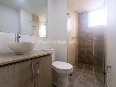 Apartamento de 2 alcobas en venta en Castilla, Manizales, 48 m² · foto 6 de 20