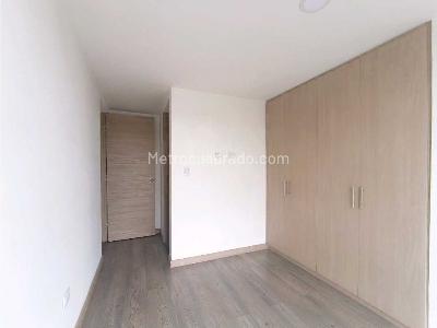 Apartamento de 2 alcobas en venta en Castilla, Manizales, 48 m² · foto 10 de 20