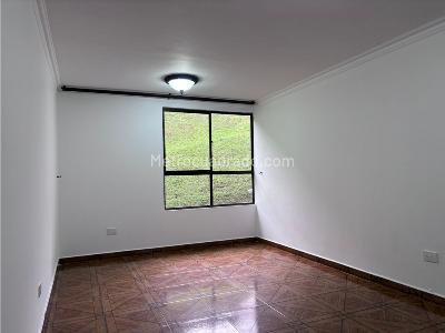 Apartamento de 3 alcobas en venta en Castilla, Manizales, 66 m² · foto 3 de 20