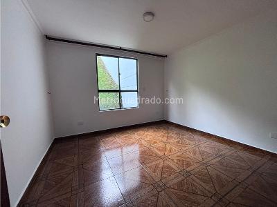 Apartamento de 3 alcobas en venta en Castilla, Manizales, 66 m² · foto 11 de 20