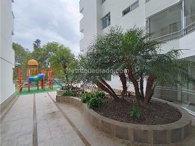 Apartamento en venta en Av, Manizales · foto 2 de 20