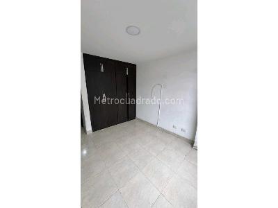 Apartamento en venta en El Bosque, Manizales · foto 4 de 9