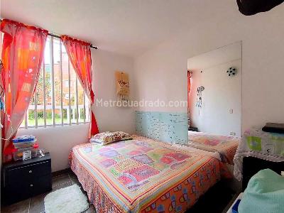 Apartamento de 3 alcobas en venta en San Sebastian, Manizales, 54 m² · foto 12 de 16