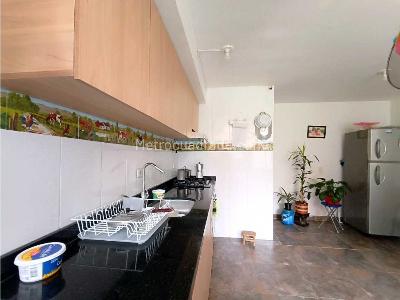 Apartamento de 3 alcobas en venta en San Sebastian, Manizales, 54 m² · foto 2 de 16