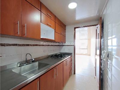 Apartamento en venta en Versalles, Manizales · foto 4 de 14