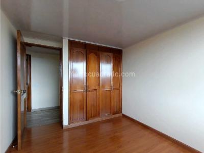 Apartamento en venta en Versalles, Manizales · foto 6 de 14