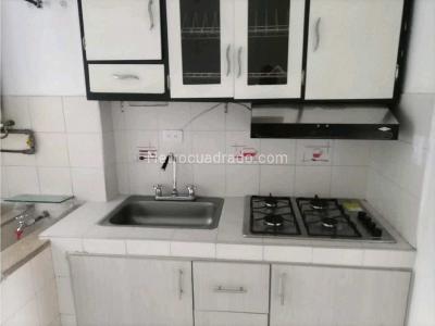 Apartamento de 2 alcobas en venta en Bavaria, Manizales, 45 m² · foto 2 de 12