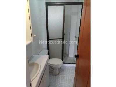 Apartamento de 2 alcobas en venta en Bavaria, Manizales, 45 m² · foto 9 de 12