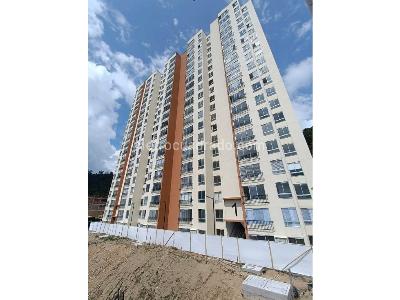Apartamento en venta en Alcazares, Manizales · foto 6 de 15