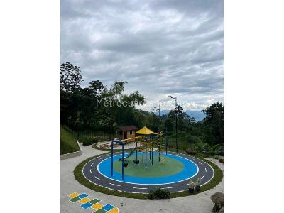 Apartamento en venta en Alcazares, Manizales · foto 15 de 15