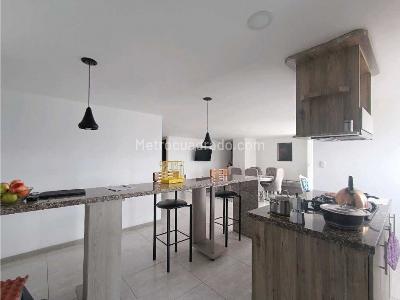 Apartamento de 4 alcobas en venta en Chipre, Manizales, 165 m² · foto 12 de 20