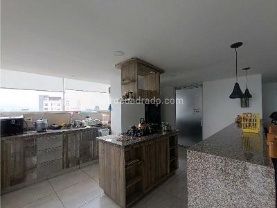 Apartamento de 4 alcobas en venta en Chipre, Manizales, 165 m² · foto 14 de 20
