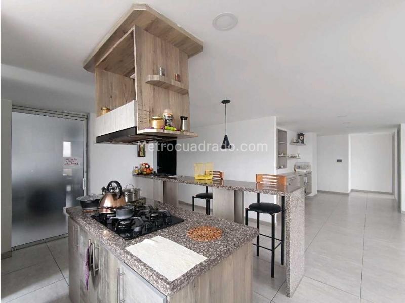Piso – Manizales, Chipre, Atardeceres - Vista 2