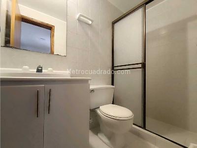 Apartamento en venta en Versalles, Manizales · foto 9 de 16