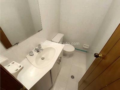 Apartamento en venta en Versalles, Manizales · foto 10 de 16