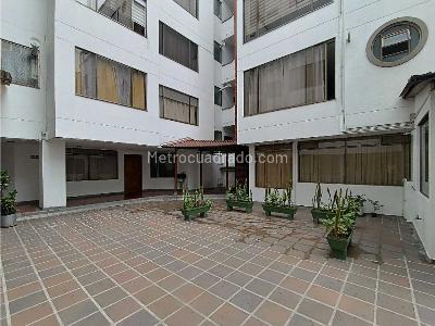 Apartamento en venta en Versalles, Manizales · foto 15 de 16