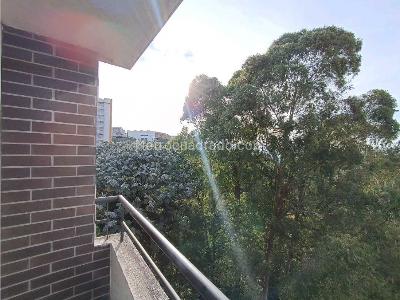 Apartamento de 2 alcobas en venta en Castilla, Manizales, 42 m² · foto 18 de 20