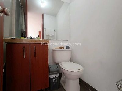 Apartamento de 2 alcobas en venta en Castilla, Manizales, 42 m² · foto 19 de 20