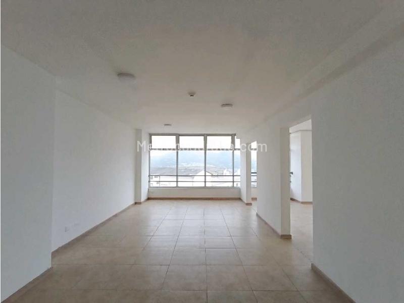 Local Comercial en Arriendo, Avenida Santander, Manizales - Más